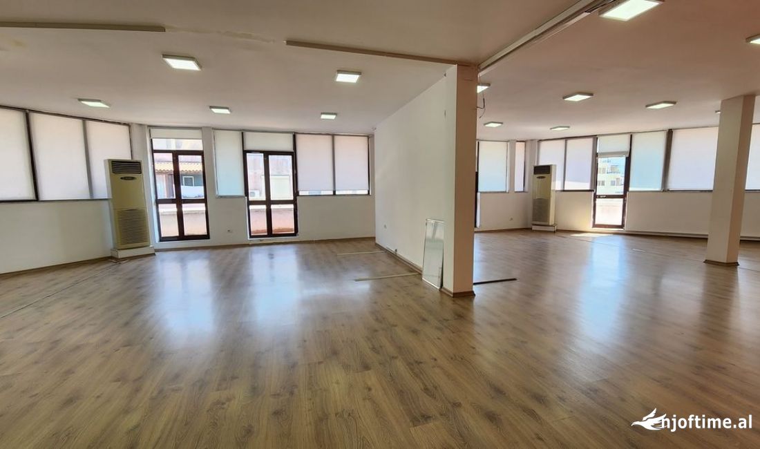 Jepet me qira ambient per zyra ne Bllok