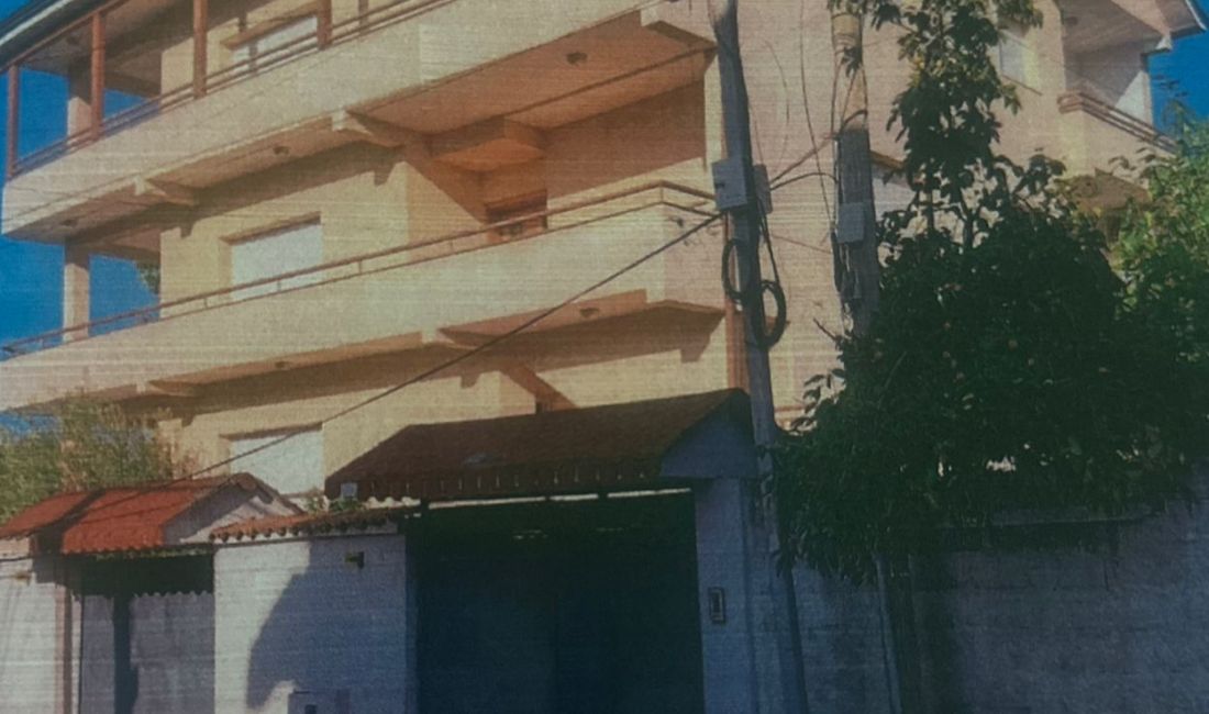 Shtepi ne shitje Shtepi Private ne Tirane, 3+1, Mobilimi Bosh, pa mobiluar, Pagesa 120,000  Euro.