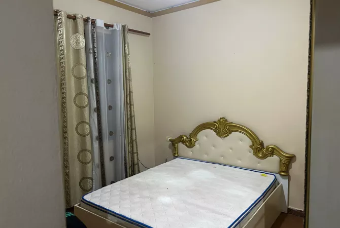 Rruga e Durresit, jepet me qera apartament 1+1