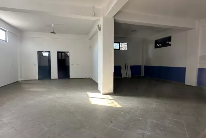 Business Property for Rent 1+1 in Tirana - 700 Euro