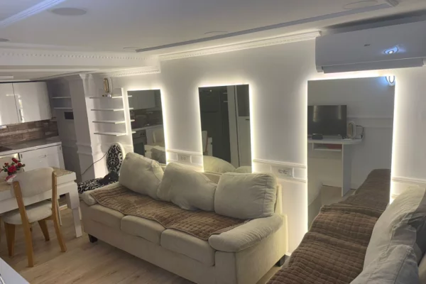 Jepet duplex 1+1 me qera.Bllok