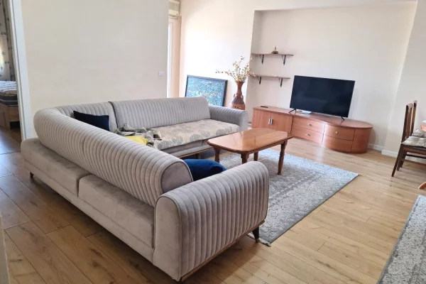 House for Rent 1+1 in Tirana - 450 Euro