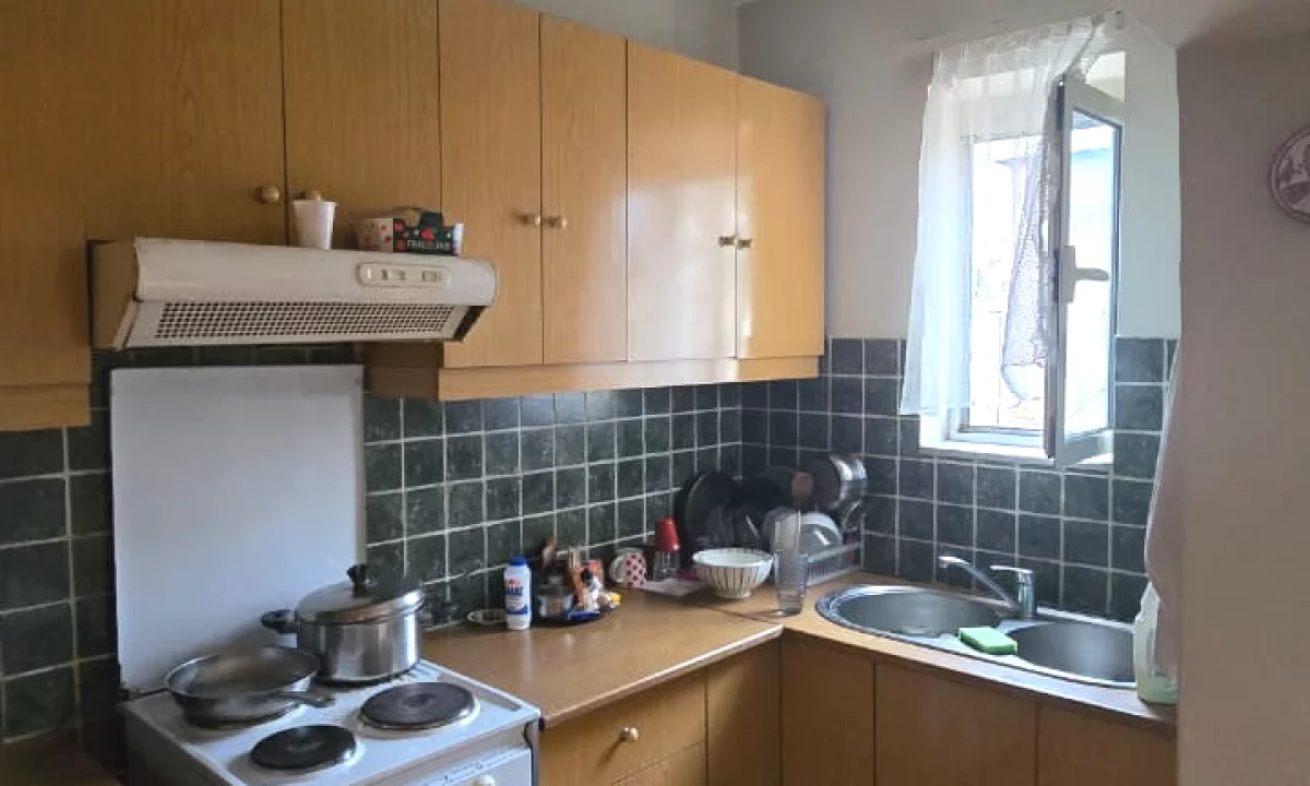 Shtepi me qera Apartament ne Tirane, 2+1, Mobilimi E mobiluar, Pagesa 450  Euro.