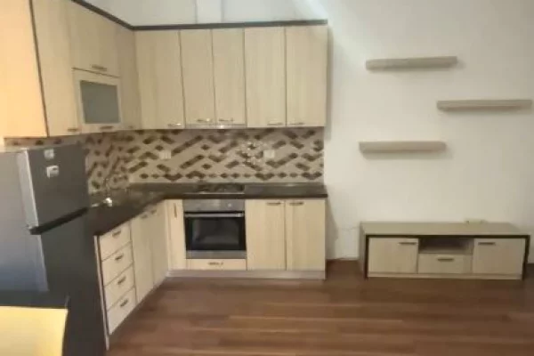 Shtepi me qera 1+1 ne Tirane - 500 Euro