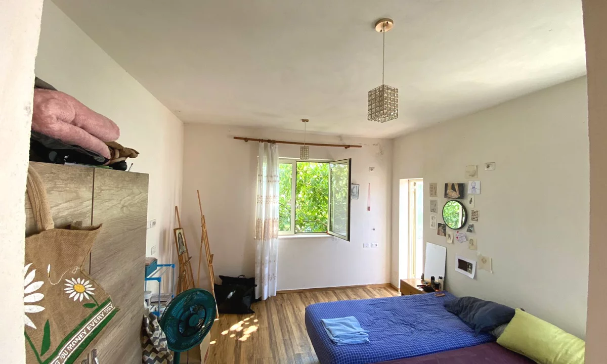 Shtepi me qera Shtepi Private ne Tirane, 1+1, Mobilimi E mobiluar, Pagesa 320  Euro.