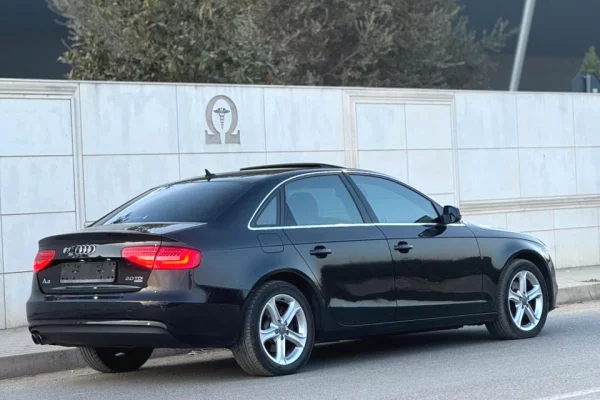 Makina ne shitje ne Tirane, Audi, 2013 Diesel,Kambio Automatik Pagesa 7,600  Euro.