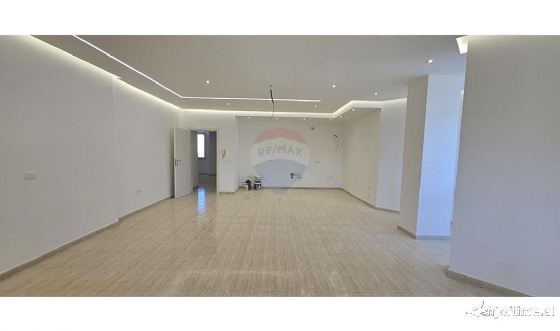 Jepet me qira ambient per zyra Rruga e Elbasanit