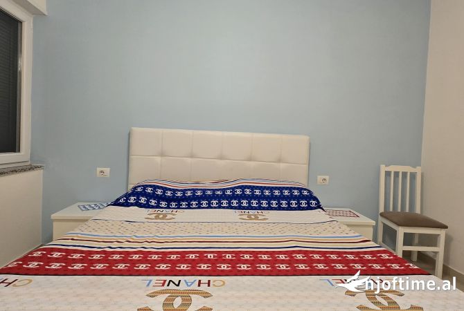 Shtepi ne shitje Apartament ne Shkoder, 1+1, Mobilimi E mobiluar, Pagesa 98,000  Euro.