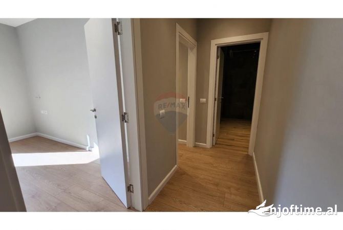 zyre per qira, Kika 2