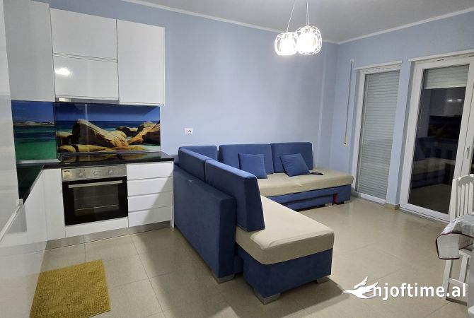 Shtepi ne shitje Apartament ne Shkoder, 1+1, Mobilimi E mobiluar, Pagesa 98,000  Euro.
