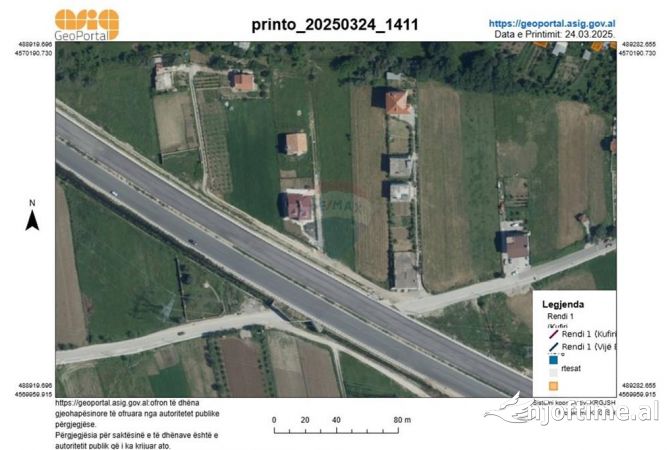 Truall ose Toke ne Tirane - 500,000 Euro