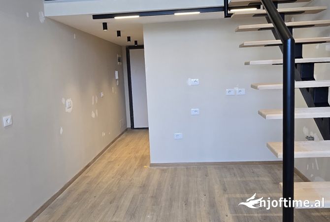 Ambient zyrash per qira, Kompleksi Tirana Golden Park 3.