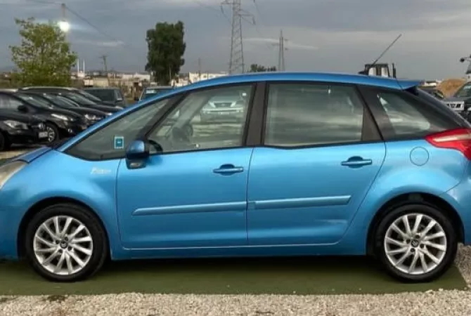 Auto in Vendita a Durazzo, Citroen, 2007 Diesel,Kambio Automatik Pagamento 3,400  Euro.