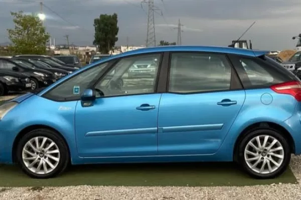 Auto in Vendita a Durazzo, Citroen, 2007 Diesel,Kambio Automatik Pagamento 3,000  Euro.