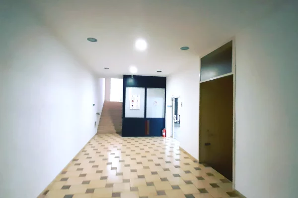 Business Property for Rent 4+1 in Tirana - 4,700 Euro