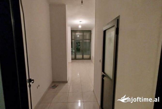 Ambient me qera per biznes