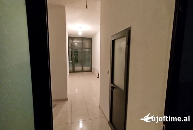 Jepet Ambient per qera