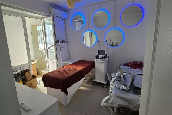 Business Property for Rent 3+1 in Tirana - 700 Euro