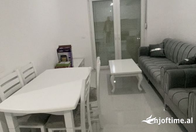 2+1 Me Qera institut 