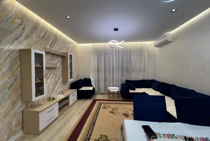 Apartament 2+1+2 me qira tek Grand Gallery ne Astir!