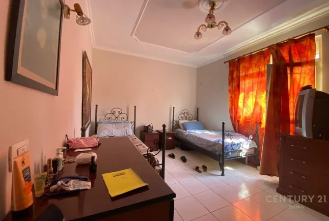 Shtepi me qera Apartament ne Tirane, 1+1, Mobilimi E mobiluar, Pagesa 500  Euro.