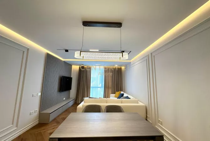 Shtepi me qera Apartament ne Tirane, 3+1, Mobilimi E mobiluar, Pagesa 2,200  Euro.