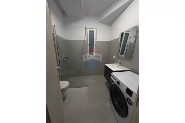 Shtepi me qera Apartament ne Tirane, 1+1, Mobilimi E mobiluar, Pagesa 50,000  Leke.