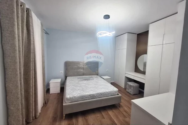 Apartament - Për Qira - Zogu I Zi, Tiranë