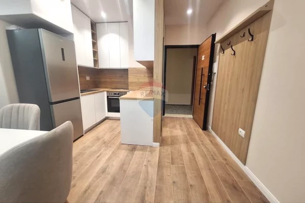 Shtepi me qera Apartament ne Tirane, 1+1, Mobilimi E mobiluar, Pagesa 75,000  Leke.