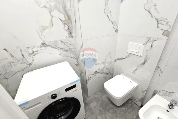 Shtepi me qera Apartament ne Tirane, 3+1, Mobilimi E mobiluar, Pagesa 750  Euro.