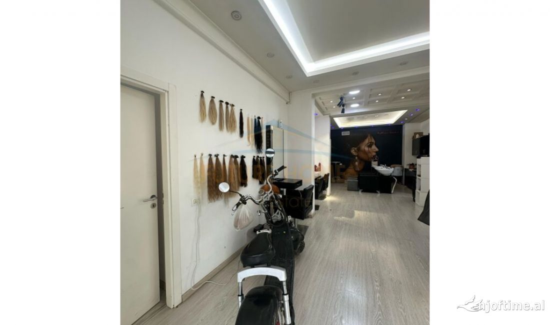 	Shitet, Biznes, Parukeri, Blloku, Tirane
