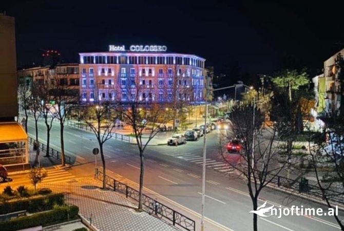 Ambient Biznesi ne Shitje te Rruga e Durresit 