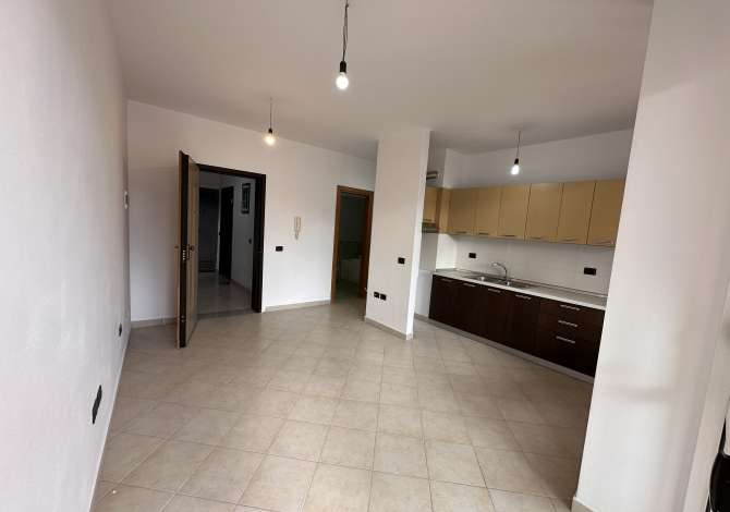 Shitet 1+1 📍 Astit cmimi 78,000 Euro