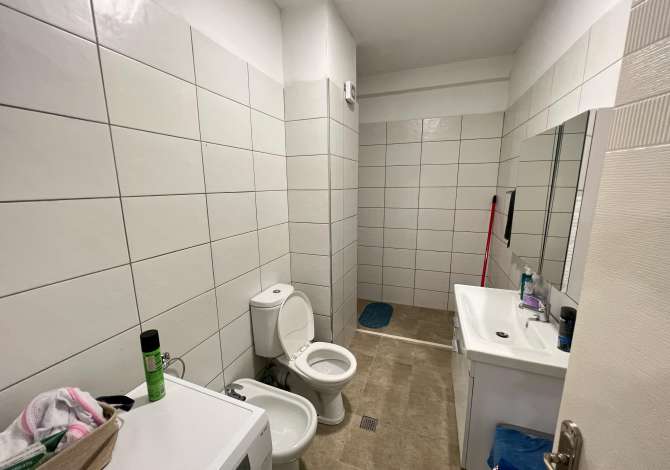 Shtepi ne shitje Apartament ne Tirane, 1+1, Mobilimi E mobiluar, Pagesa 130,000  Euro.