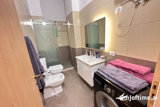 Shtepi me qera Apartament ne Tirane, 1+1, Mobilimi E mobiluar, Pagesa 500  Euro.