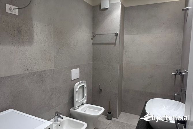 Appartamento in affitto a Tirana 1+1, Arredato