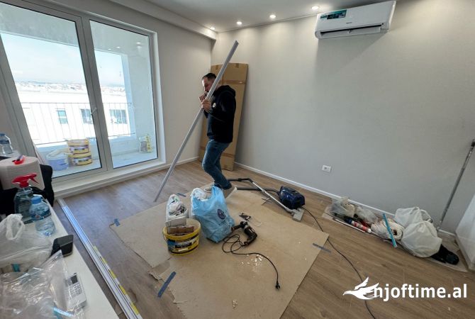 Appartamento in vendita a Tirana 1+1, Arredato