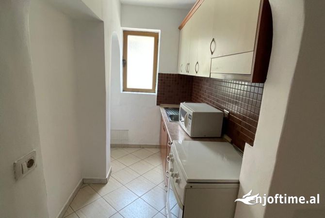 ✨Shitet apartamen 1+1 + guzhine me vete+ depo 📍Rruga e dibres Siperfaqe 53 m 2 Kati cmimi 95.000 €