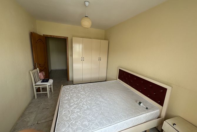 Shtepi ne shitje Apartament ne Tirane, 3+1, Mobilimi Pjeserisht e mobiluar, Pagesa 178,000  Euro.