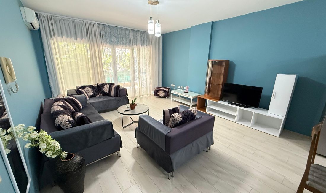 Shtepi me qera Apartament ne Tirane, 1+1, Mobilimi E mobiluar, Pagesa 550  Euro.