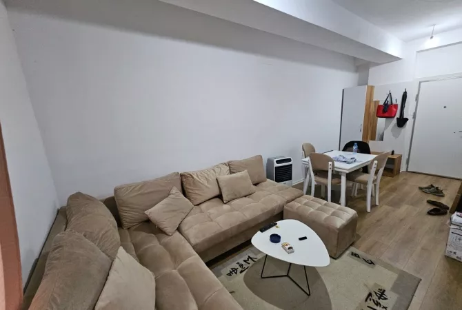 📣Shitet Apartament 2+1  📍Kompleksi Kaimi,Ali Demi   •Me hipoteke  •Cmim 115.000 Euro