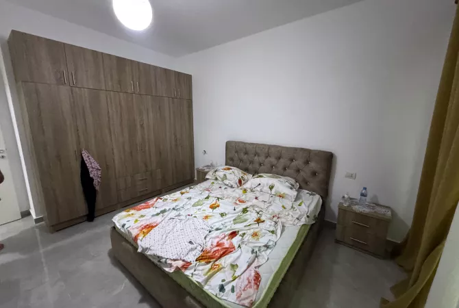 Shtepi me qera Apartament ne Tirane, 1+1, Mobilimi E mobiluar, Pagesa 450  Euro.