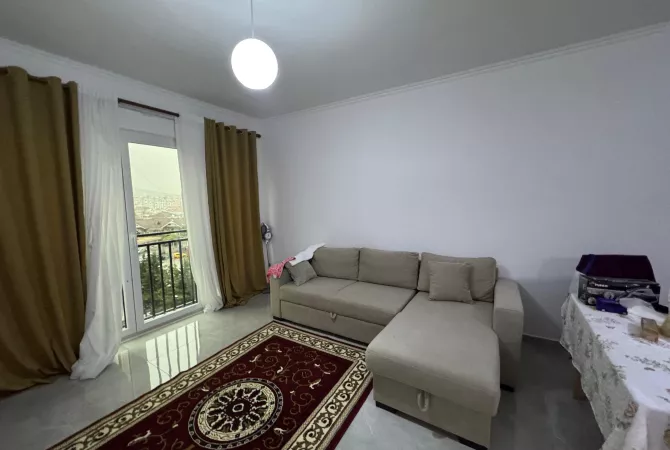 Shtepi me qera Apartament ne Tirane, 1+1, Mobilimi E mobiluar, Pagesa 450  Euro.