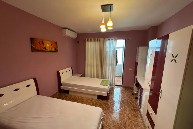 Shtepi me qera Apartament ne Tirane, 2+1, Mobilimi E mobiluar, Pagesa 600  Euro.