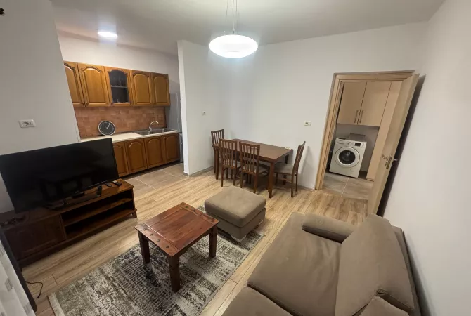 Apartament me qira 2+1 – Pranë kompleksit Asl, Rruga “Kongresi cmimi 50.000 leke