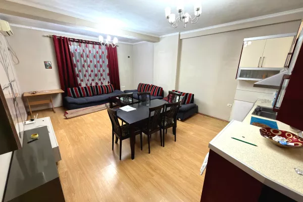 Shtepi ne shitje Apartament ne Tirane, 2+1, Mobilimi E mobiluar, Pagesa 150,000  Euro.