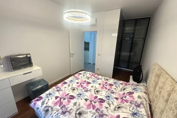 Shtepi me qera Apartament ne Tirane, 1+1, Mobilimi E mobiluar, Pagesa 650  Euro.