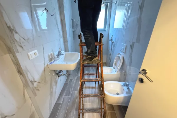 Shtepi me qera Apartament ne Tirane, 1+1, Mobilimi E mobiluar, Pagesa 650  Euro.