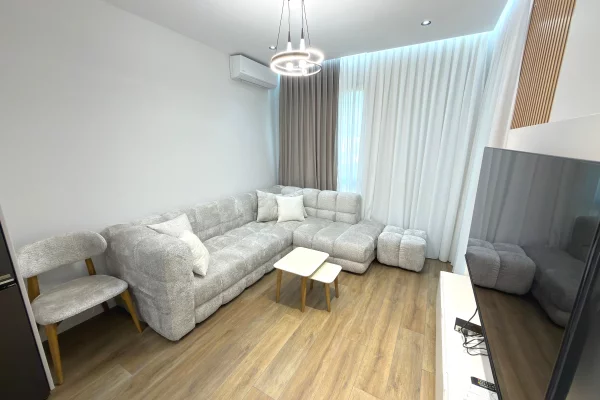 Shtepi me qera Apartament ne Tirane, 1+1, Mobilimi E mobiluar, Pagesa 500  Euro.
