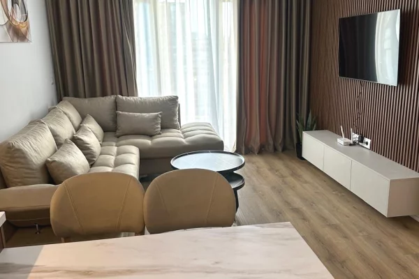 Shtepi me qera Apartament ne Tirane, 2+1, Mobilimi E mobiluar, Pagesa 1,000  Euro.